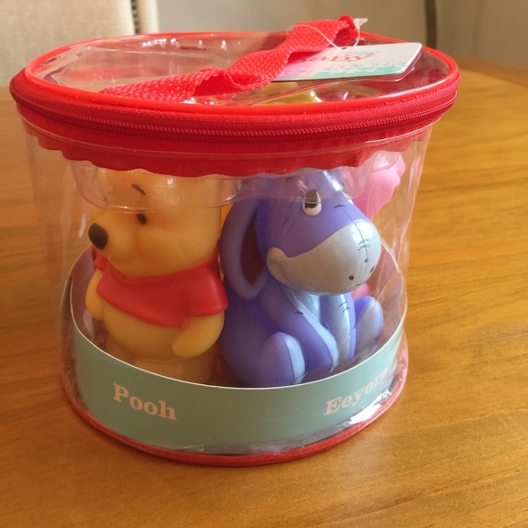 winnie the pooh bath toys